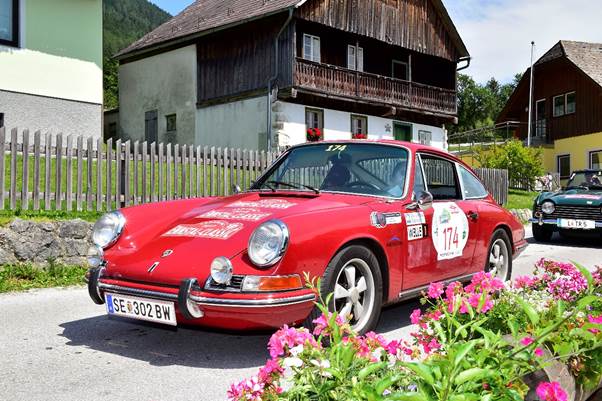 Jo Ramirez ( Porsche 912) lined up at the Ennstal Classic. (Photo Peter Meierhofer)