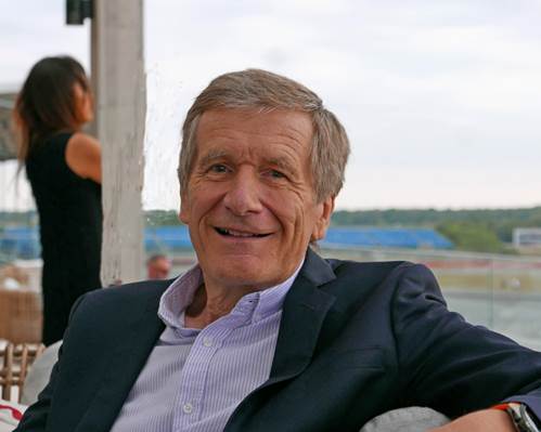 Thierry Boutsen photographed at the Silverstone Festival. ( Photo Graham Gauld)